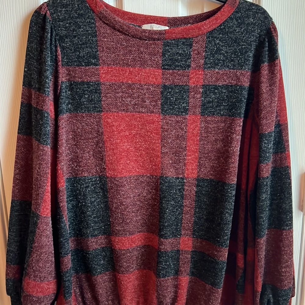 Sweater - Picture 6 of 7